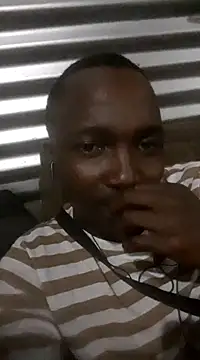 Snapshot of realGsign chatting on 6, 1, 2025 realGsign online show from 6, 1, 2025