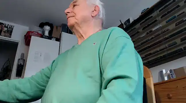 Snapshot of utilisasinus chatting on 21, 1, 2025 utilisasinus online show from 21, 1, 2025