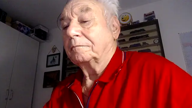 Snapshot of utilisasinus chatting on 1, 11, 2025 utilisasinus online show from 1, 11, 2025