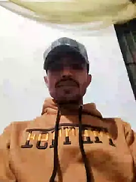 Snapshot of MDROBEL007 chatting on 3, 1, 2025 MDROBEL007 online show from 3, 1, 2025