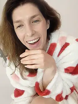 YourSuperModel online show from 8, 4, 2026