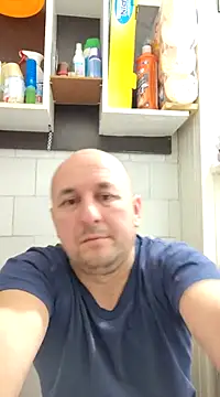 Snapshot of intx800 chatting on 2, 2, 2025 intx800 online show from 2, 2, 2025