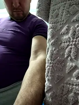 Snapshot of intx800 chatting on 11, 3, 2025 intx800 online show from 11, 3, 2025