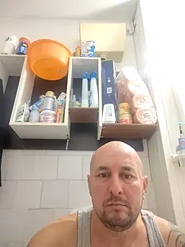 Snapshot of intx800 chatting on 23, 11, 2025 intx800 online show from 23, 11, 2025