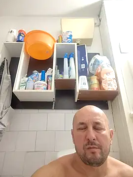 Snapshot of intx800 chatting on 1, 12, 2025 intx800 online show from 1, 12, 2025