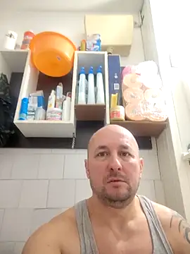 Snapshot of intx800 chatting on 8, 2, 2026 intx800 online show from 8, 2, 2026