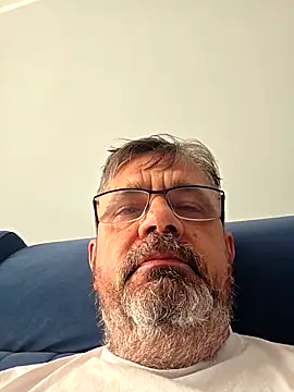 axecoman60 online show from 8, 3, 2026