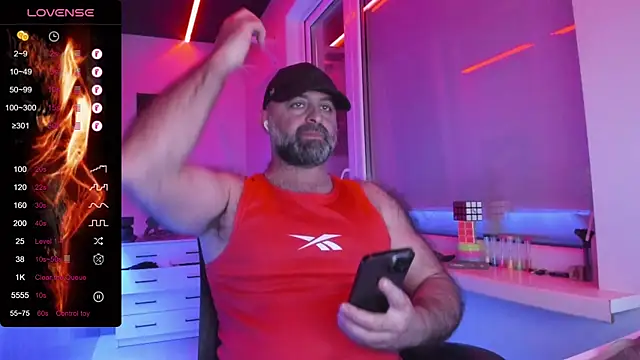 Snapshot of MAGABEAR077 chatting on 17, 5, 2026 MAGABEAR077 online show from 17, 5, 2026