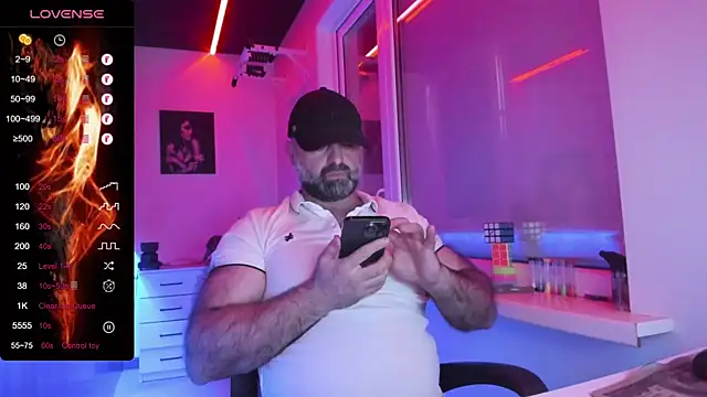 Snapshot of MAGABEAR077 chatting on 31, 5, 2026 MAGABEAR077 online show from 31, 5, 2026
