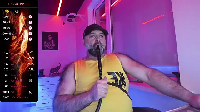 Snapshot of MAGABEAR077 chatting on 2, 6, 2026 MAGABEAR077 online show from 2, 6, 2026