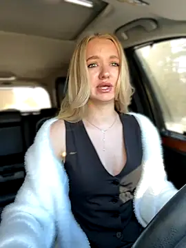 Devill Angel  online show from 1, 10, 2025