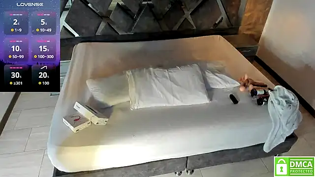 Rose Evans   online show from 29, 11, 2025