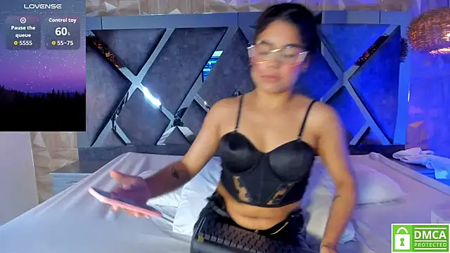 Rose Evans   online show from 4, 12, 2025