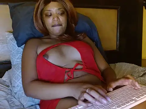 thekelliecapri online show from 18, 9, 2025