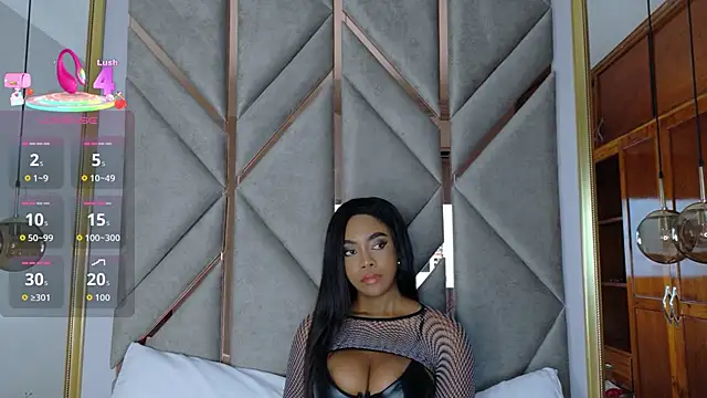 Snapshot of Lola_King chatting on 30, 9, 2025 Lola King online show from 30, 9, 2025