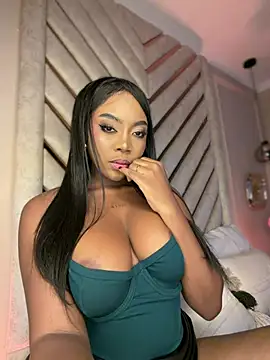 Lola King online show from 8, 7, 2026