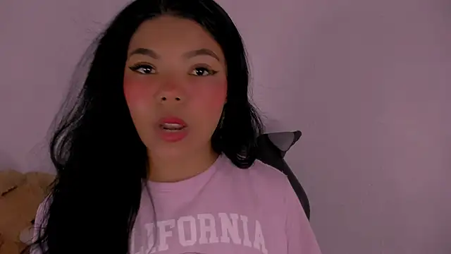 veky saliva01 online show from 17, 11, 2025