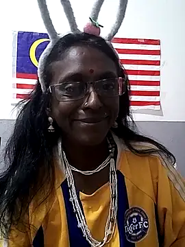 mamakarma1403 online show from 28, 10, 2025