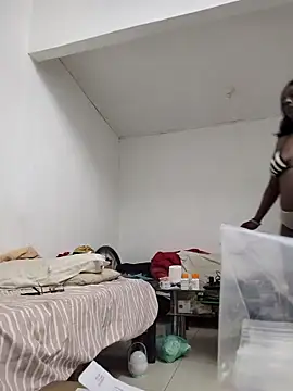 mamakarma1403 online show from 14, 2, 2026