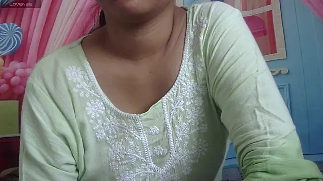 Snapshot of Preeti-Sexy chatting on 12, 6, 2026 Preeti-Sexy online show from 12, 6, 2026