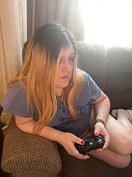 PuckBunny17 online show from 13, 2, 2025