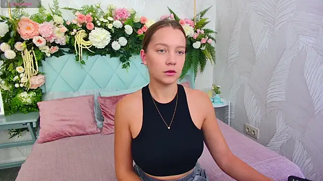 AliceBrayan online show from 11, 10, 2025