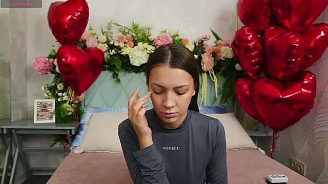 AliceBrayan online show from 15, 2, 2026