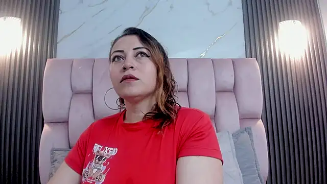Snapshot of Soofhiaa_R chatting on 9, 12, 2024 Soofhiaa R online show from 9, 12, 2024