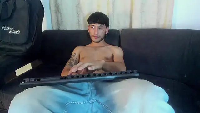 Henrikk senn online show from 5, 10, 2025