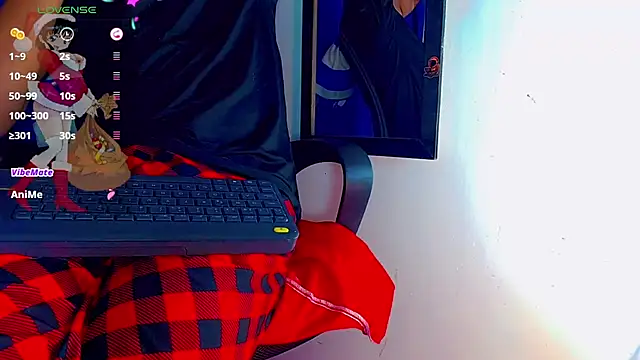 Snapshot of nicol_gill_ chatting on 14, 12, 2024 nicol gill online show from 14, 12, 2024