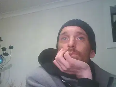 PocoLoco420 online show from 11, 2, 2026