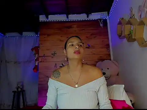 Snapshot of mykaelahoney chatting on 14, 1, 2026 mykaelahoney online show from 14, 1, 2026