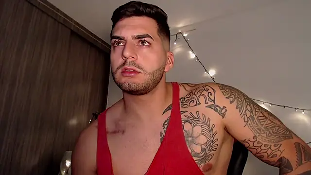 Snapshot of thomas_gun chatting on 27, 12, 2024 thomas gun online show from 27, 12, 2024