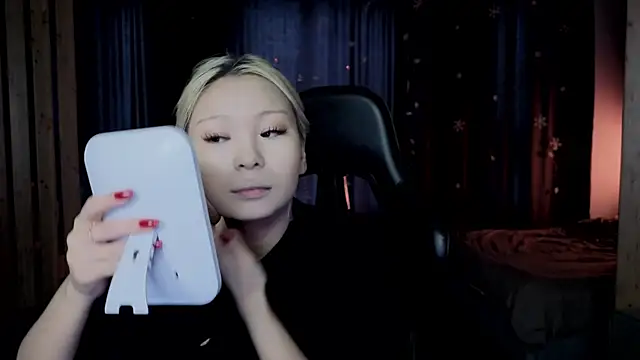 Snapshot of RileyMee chatting on 14, 2, 2026 RileyMee online show from 14, 2, 2026