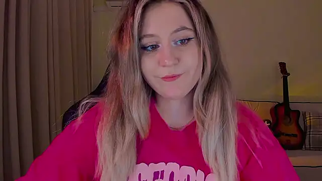 Snapshot of Diana_Flower chatting on 8, 12, 2024 Diana Flower online show from 8, 12, 2024