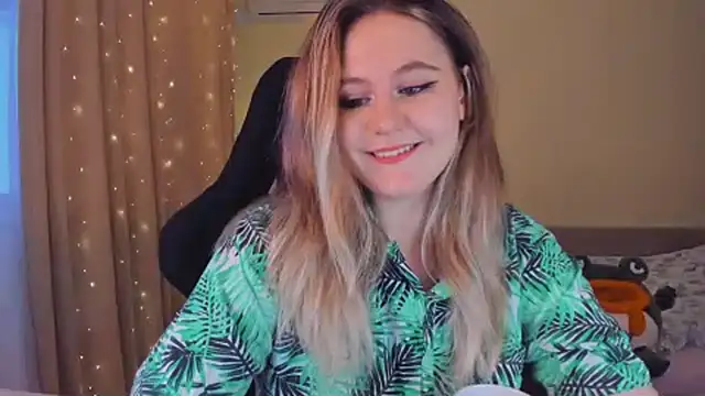 Snapshot of Diana_Flower chatting on 2, 1, 2025 Diana Flower online show from 2, 1, 2025