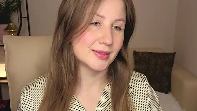 Snapshot of Helens_love chatting on 24, 5, 2026 Helens love online show from 24, 5, 2026