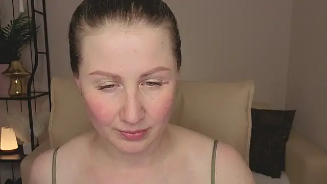 Snapshot of Helens_love chatting on 7, 6, 2026 Helens love online show from 7, 6, 2026