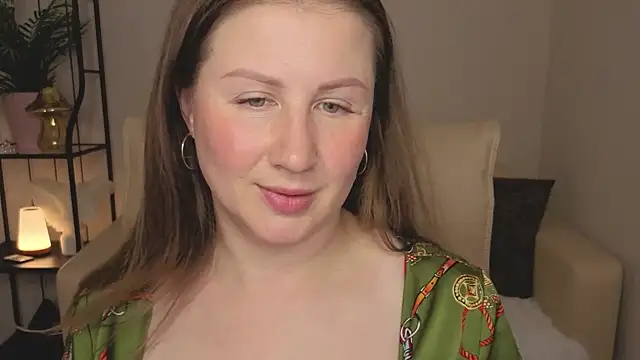 Snapshot of Helens_love chatting on 15, 6, 2026 Helens love online show from 15, 6, 2026