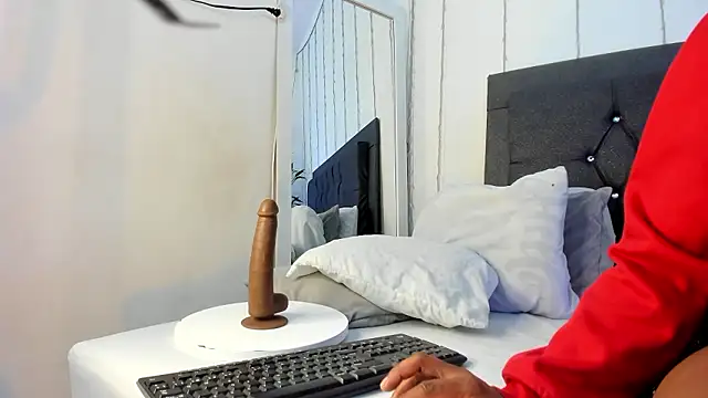 ebony hot1 online show from 7, 12, 2024