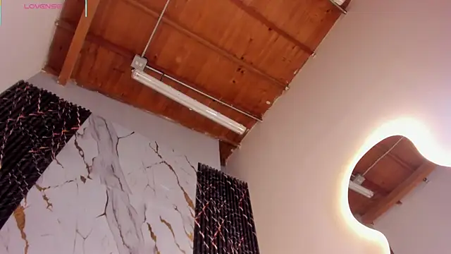 ebony hot1 online show from 16, 7, 2026
