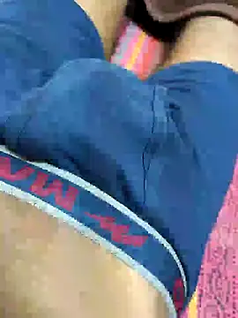 Snapshot of Yours_daddy6728 chatting on 7, 1, 2025 Yours daddy6728 online show from 7, 1, 2025