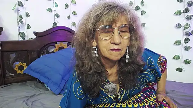 DominaLeona online show from 19, 3, 2025