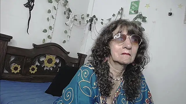 DominaLeona online show from 18, 5, 2026