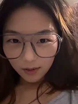 Sweet-Angel999 online show from 4, 2, 2026