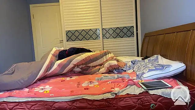 shuai321 online show from 4, 2, 2025