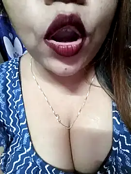 Snapshot of Beautyy38 chatting on 21, 2, 2025 Beautyy38 online show from 21, 2, 2025