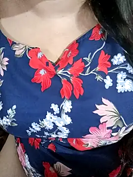Snapshot of Beautyy38 chatting on 24, 9, 2025 Beautyy38 online show from 24, 9, 2025