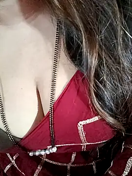 Snapshot of Beautyy38 chatting on 16, 10, 2025 Beautyy38 online show from 16, 10, 2025