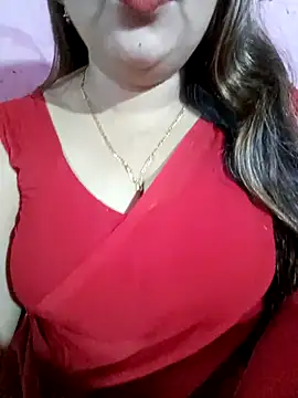 Snapshot of Beautyy38 chatting on 22, 11, 2025 Beautyy38 online show from 22, 11, 2025